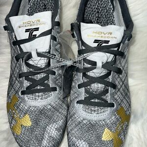 Under Armour HOVR Shakedown Sneakers